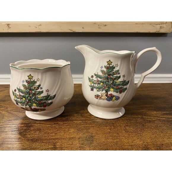 Vintage Rare Happy Holidays Nikko Creamer & Sugar Bowl Christmas Tree Design - Picture 2 of 5